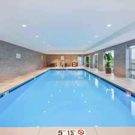 Holiday Inn Express & Suites GRAND RAPIDS AIRPORT - SOUTH by IHG
