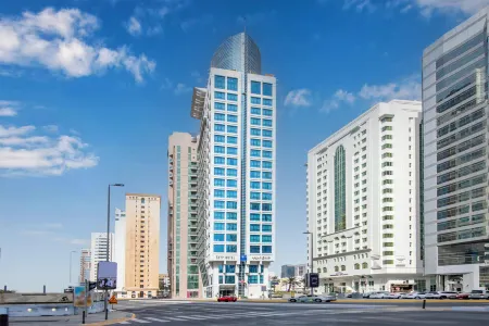 Tryp by Wyndham Abu Dhabi City Center