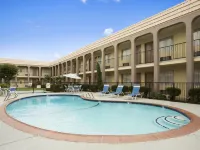 Days Inn by Wyndham Dallas Irving Hotels in Irving