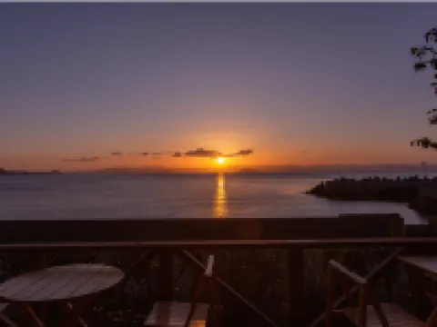 Beachfront Cabin 周防大島町のホテル