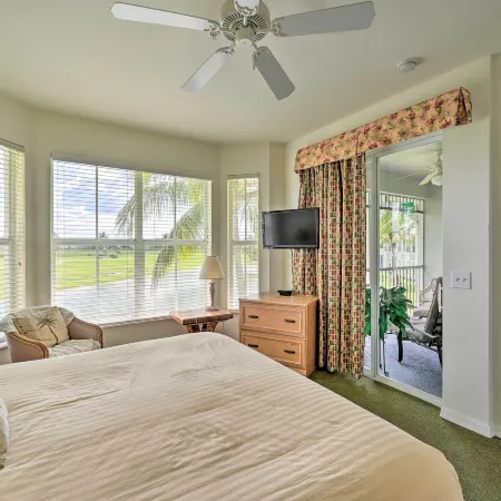 Free Golf Until OCT! Naples Condo w/ Resort Pool