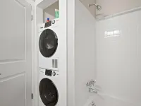 Comfortable 2BR 2BA Home Away From Home Hotels in Rochester Hills