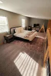 The Treetop Retreat Family Getaway in Scenic Hocking Hills - balcony