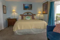 Charming Townhome with Gulf Views and Beach Bikes - Delightful Retreat Hotels in 