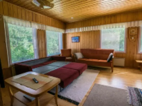 Kuusiniemi 康阿斯涅米酒店