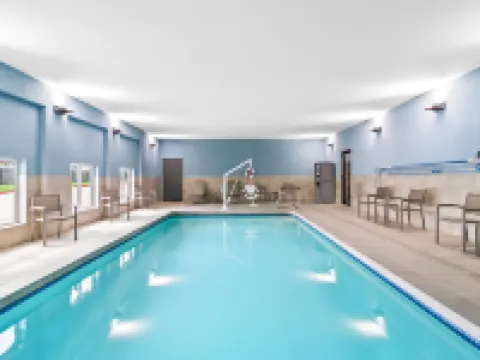 Holiday Inn Express & Suites Joplin Southeast by IHG Hoteles en Joplin