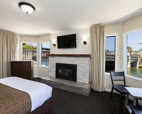 Capitola Venetian Vacation Rentals Hotels in Capitola