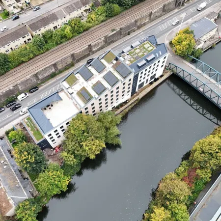 Student Only Hollis Wharf Отели рядом с достопримечательностью «Свадебный комплекс Priston Mill»