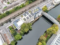 Student Only Hollis Wharf