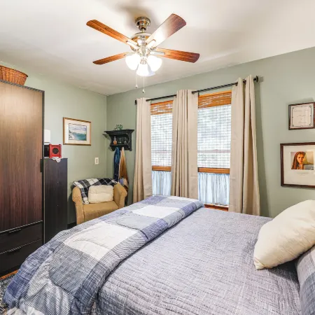 Unique & Artistic Retreat Near Rehoboth Beach!
