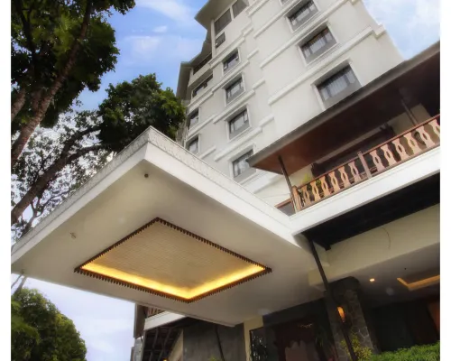 Sukajadi Hotel, Convention and Gallery Hotels near Tjendana Bistro