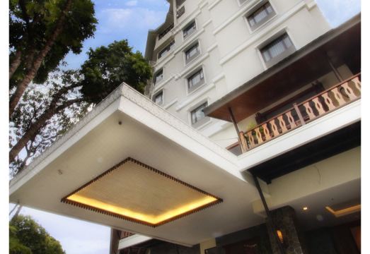 수카자디 부티크 호텔