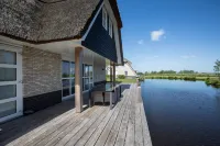 Villa in Friesland with Sauna and Whirlpool
