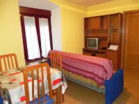 Apartamentos Canfranc 3000 Hotels in Canfranc-Estancion