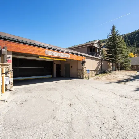 Slopeside 2736