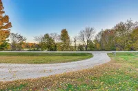 Quiet Country Stay: Modern Home Near Paducah - بيت ضيافة