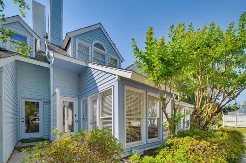 Coastal Vacation Rental - 2 Mi to Huntington Beach