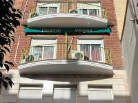 Hostal Las Vegas Отели рядом с достопримечательностью «Небоскреб банка Бильбао»