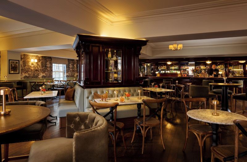 Buswells Hotel photo 2