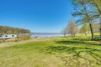 Spacious Vacation Rental Home on Eufaula Lake! - Wifi