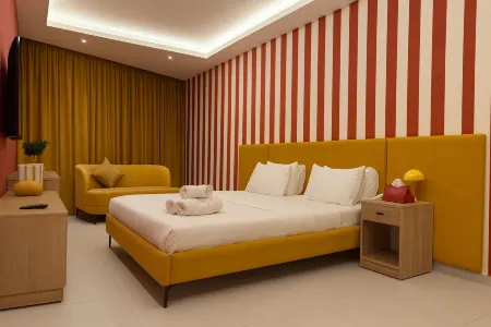 Shade Suites and Studios