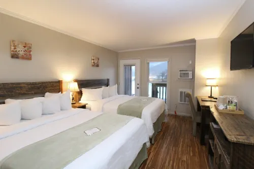 LakeFront Lodge Hotels in Garrett County