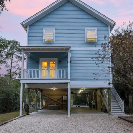 Folly Beach Getaway Near Sand Covered Lounge, BBQ & Outdoor TV Tidecrest by Avantstay
