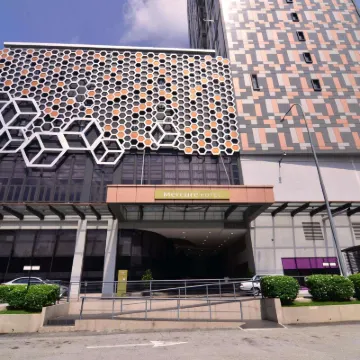 Mercure Selangor Selayang Hotels near Lord Murugan Statue
