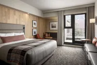 Peaks Hotel and Suites - balcony