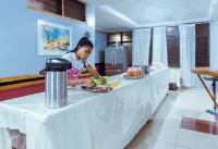 Excelsa Lodge - breakfast