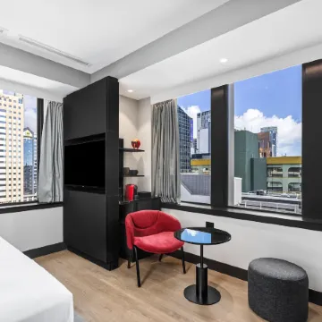 Radisson Red Auckland Отели рядом с достопримечательностью «Парнелл»