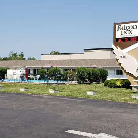 Falcon Inn Отели рядом с достопримечательностью «Ландис-Лейн»
