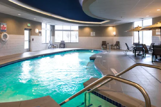 Holiday Inn Express & Suites MADISON CENTRAL by IHG