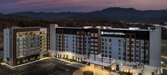 Embassy Suites by Hilton Pigeon Forge Resort Hotels in Pigeon Forge