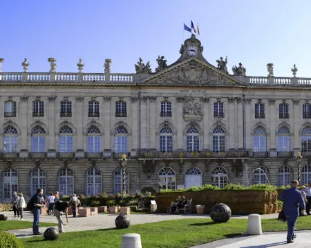 Hôtel Mercure Nancy Centre Gare ナンシーのホテル