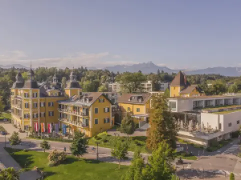 ファルケンシュタイナー シュロスホテル フェルデン – ザ リーディング ホテルズ オブ ザ ワールド