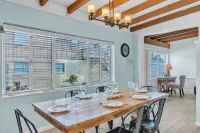 Island Gem B 2 Bedroom Villa by RedAwning