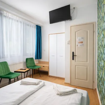 Wow City Hostel Hotels near St. Stephen's Basilica