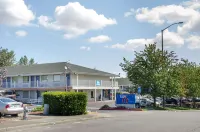 Motel 6 Tacoma, WA - South