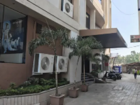 Hotel Gokul Inn Hotels in Vapi