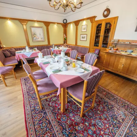Haus Golker Ferienwohnungen & Frühstückspension