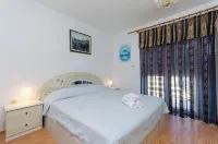 奧塞尼卡公寓飯店