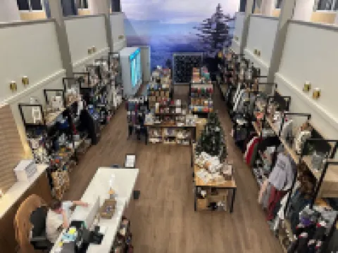 Ski-in Ski-Out, Remodeled, 2 Br, Best Location at Main Village Lift