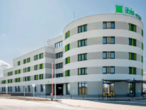 Ibis Styles Debrecen Airport Hotel a 