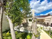 Oceanview Stay Walk to Beach & Snorkel - شرفة
