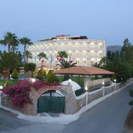 Regina Hotel