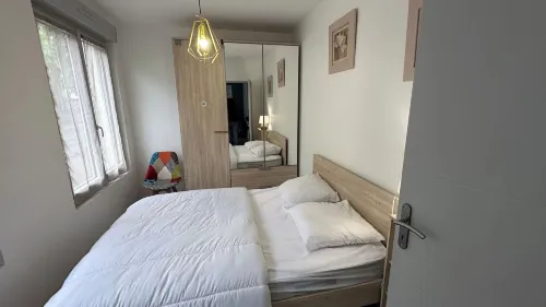 2-bedroom Revamped Flat in Auvergne - Apartments