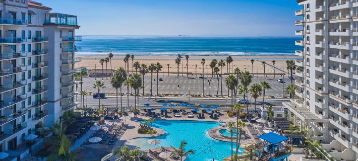 The Waterfront Beach Resort, A Hilton Hotel Hotels in Orange County