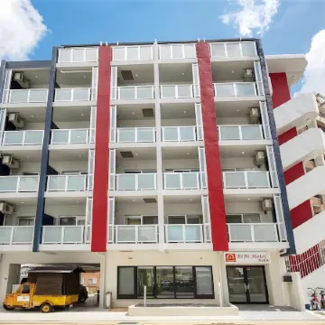 BiBi Hotel Kokusaidori Отели рядом с достопримечательностью «Кокусай- Дори»