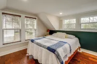 Walk to Historic Dtwn Laurel: Quiet Home w/ Porch - Alojamientos